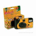 35mm Single Use Disposable Camera with Built-in Flash Memory and Manual Rewind Operation
